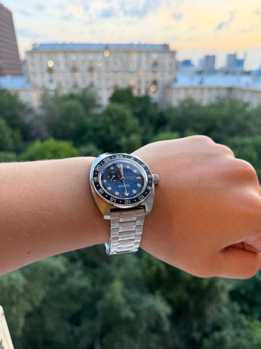 Vostok Amphibia 17035B GMT Batman Watch | Scubadudestore