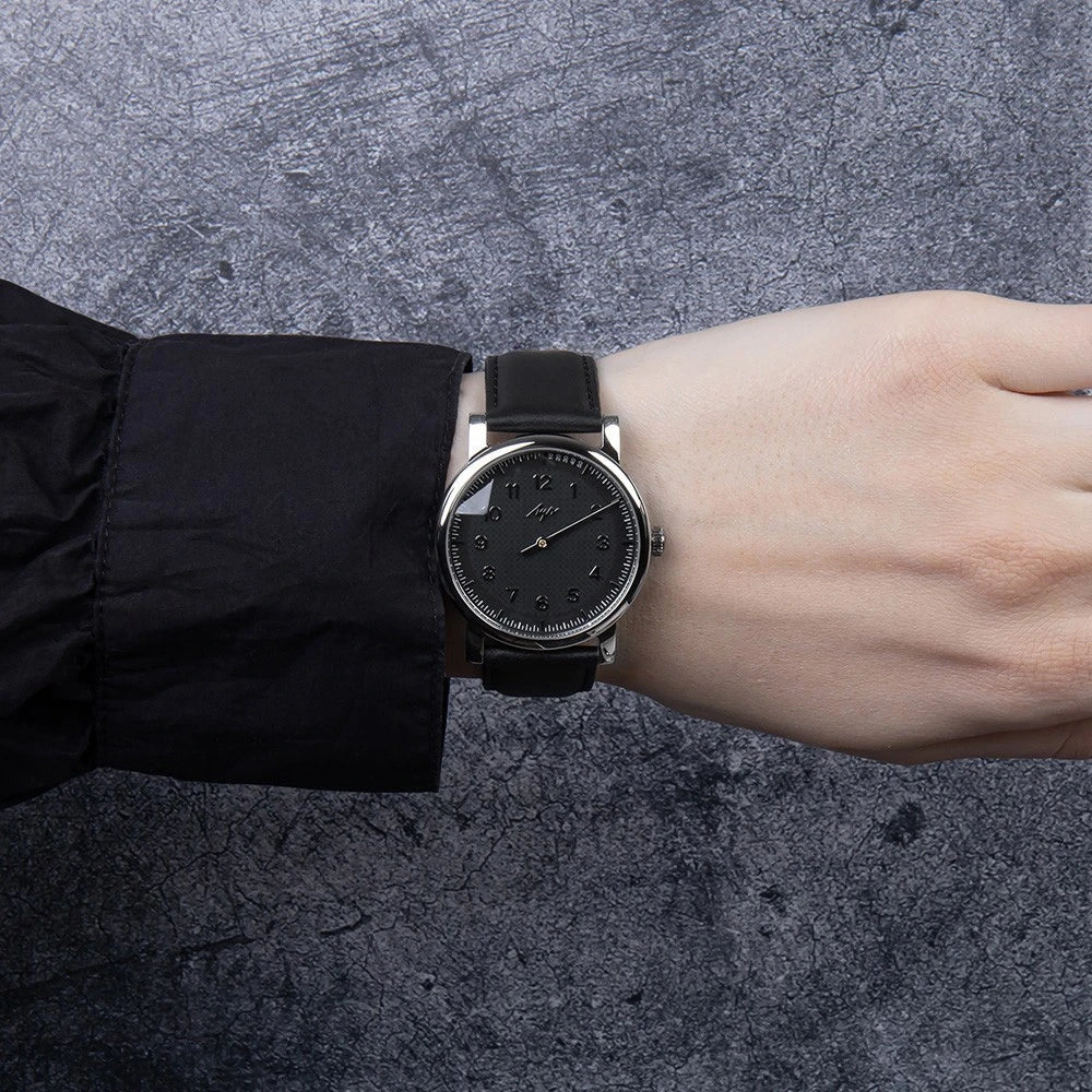 Luch One - Hand 71950535 Watch | Scubadudestore