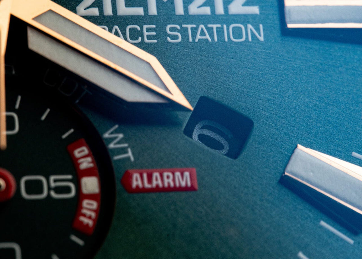 Almaz World Timer | YM8J-320B656