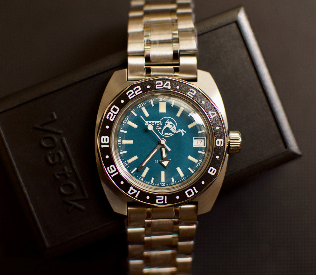 Vostok Amphibia 17003B Automatic 24-hour Watch | ScubaDudeStore