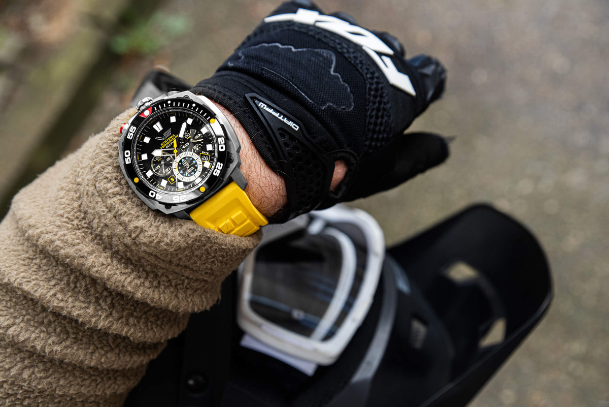 Vostok Europe Sulfur VK67-650E725 | Scubadudestore