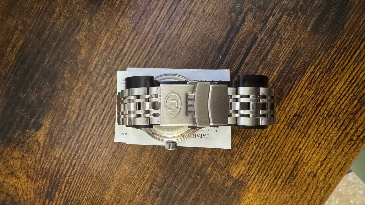 Vostok Amphibia 720073 Antarctica Watch For Parts or Repair