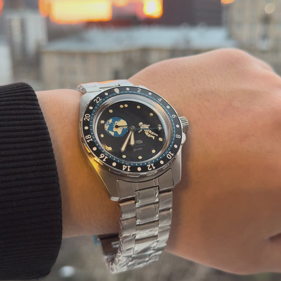 Vostok Amphibia 14032G Luna Dude (Earth) Watch | Scubadudestore
