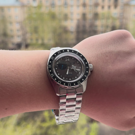 Vostok Amphibia 14063G Cosmodiver Saturn GMT Watch [Exclusive] | Scubadudestore