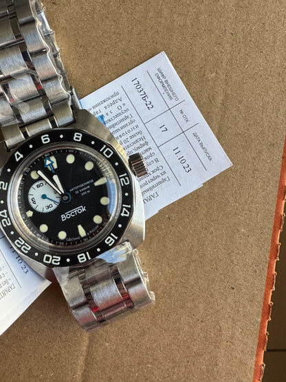 Vostok Amphibia 17037B GMT Batman Watch USED | Scubadudestore